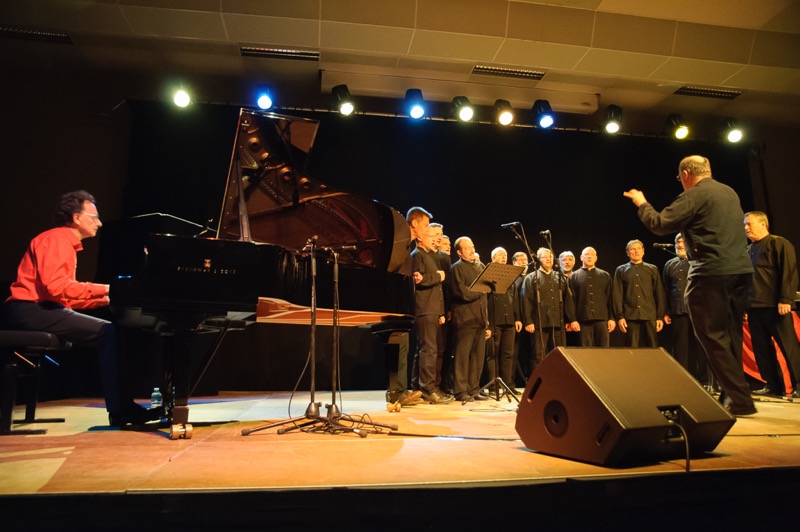 Som'Hom' à Saint-Clair du Rhône, concert hommage à Jean-Louis Roche.